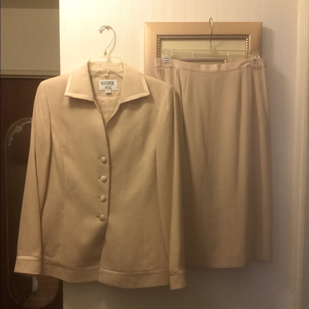 KASPER A.S.L. IVORY 2 PIECE SKIRT SUIT SZ 4